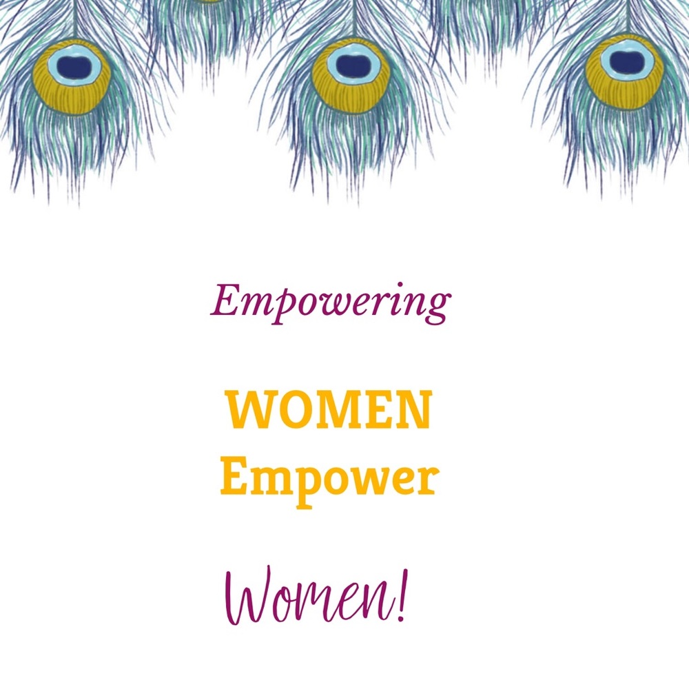 Strong women support each other! 💋🌺😘